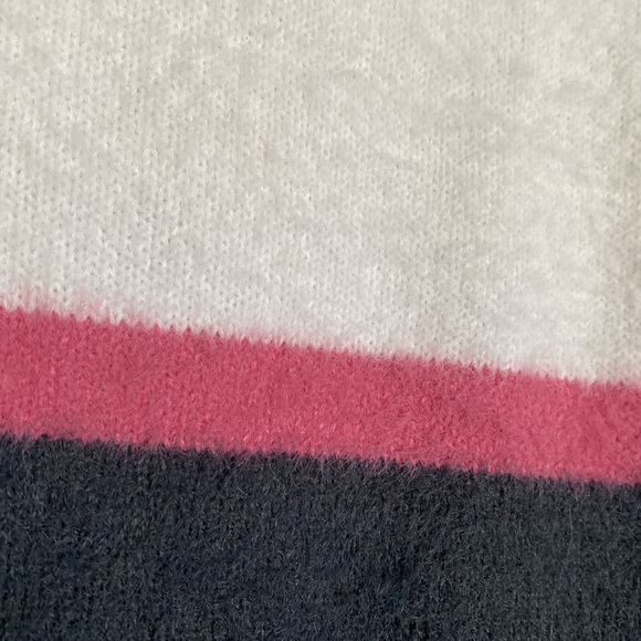 Staccato Cozy Crewneck Sweater - Picture 3 of 7